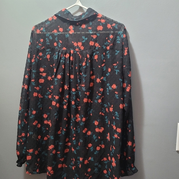 Lane Bryant Black Floral Sheer Button Up Shirt - Picture 8 of 8
